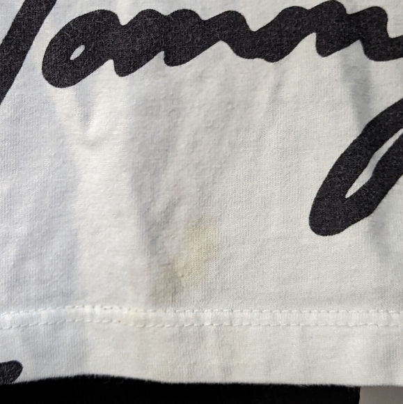 Men's AOP Tommy Hilfiger T-shirt Size Medium White and Blue - Picture 2 of 5